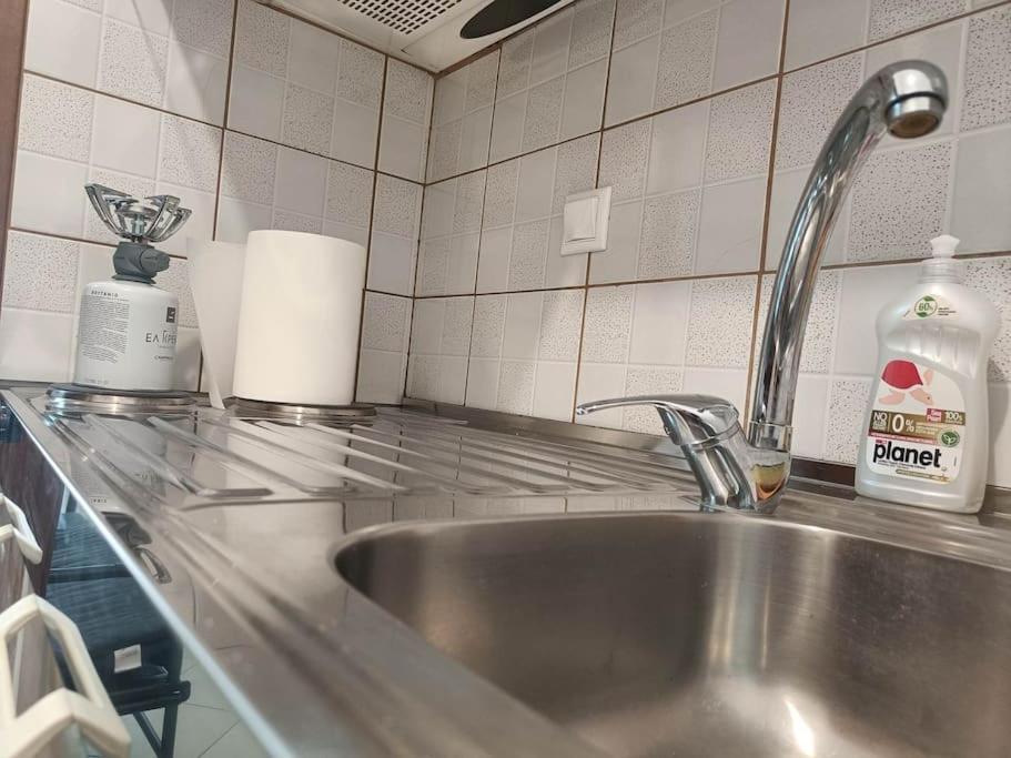 Φρίντα Στο Κέντρο Της Ορεστιάδαςアパートメント エクステリア 写真